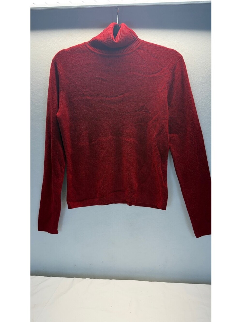 LOFT Ann Taylor Red Turtleneck Sweater Merino Wool Blend Size M A-11